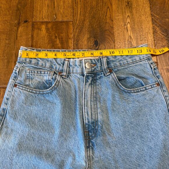 Zara Jeans Womens 6 Light Wash Denim Raw Hem Straight Leg Crop Cut Off High Rise - Picture 3 of 7